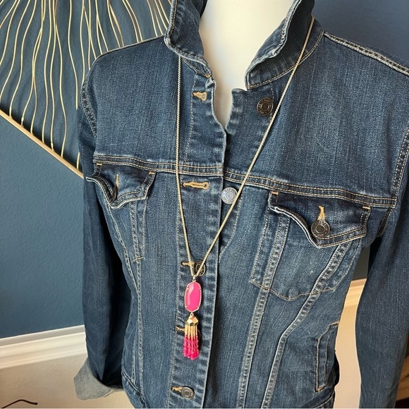 Kendra Scott Eva Necklace in Pink and Gold - Picture 1 of 6